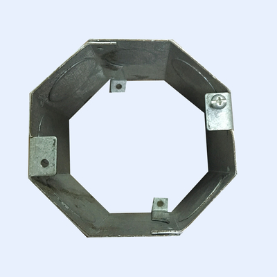 Cina Octagon Prefabrikasi Conduit Metal Box Extension Ring 1.60mm Tebal pemasok