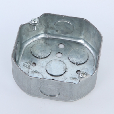 Kotak Saluran Baja Pra Fabrikasi Baja Octagon Dengan Knockouts 1/2 &quot;3/4&quot; pemasok